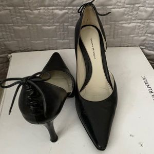 Banana Republic black leather pump heels 6